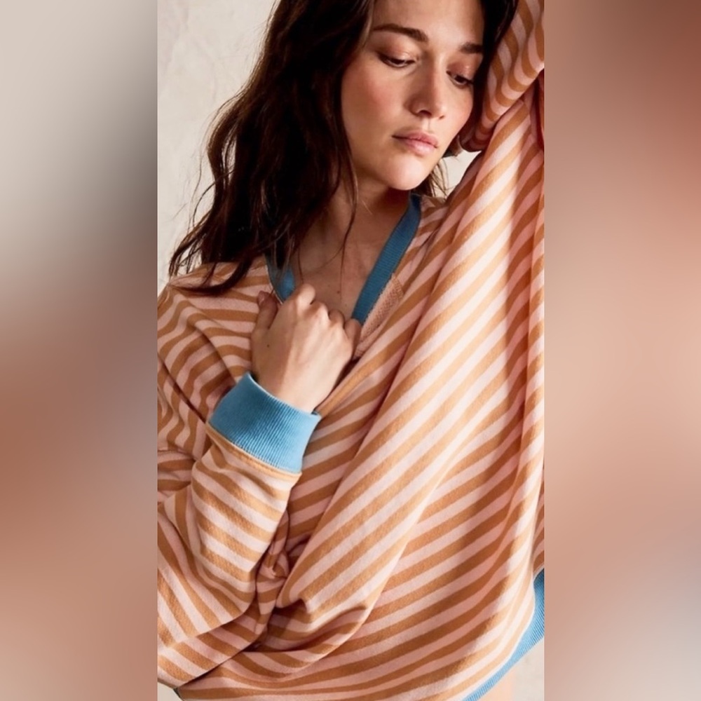 NWT FREE PEOPLE WE THE FREE CLASSIC STRIPED OVERSIZED SWEATSHIRT TOP - Picture 3 of 3